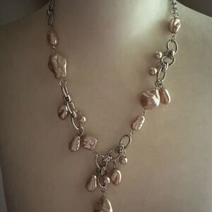 Elegant Pearl and Silver Necklace